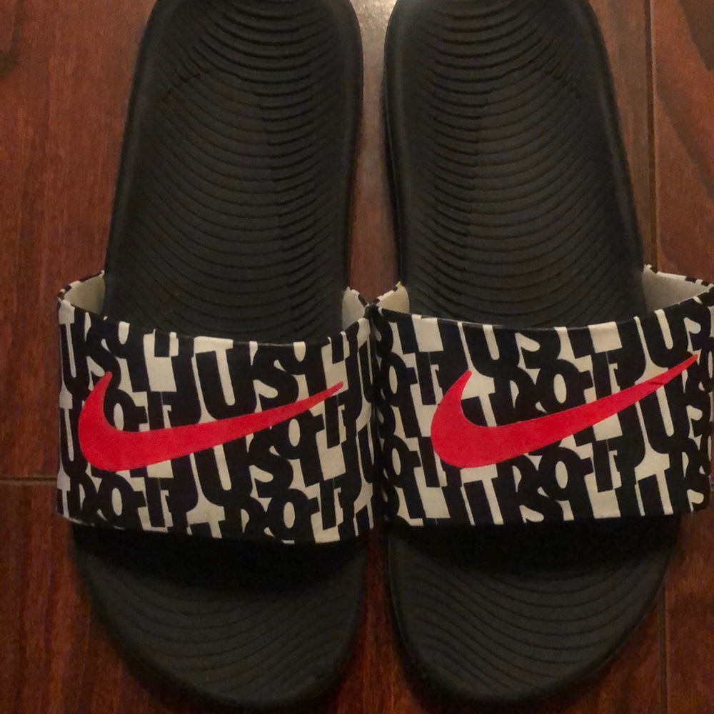 Nike slides